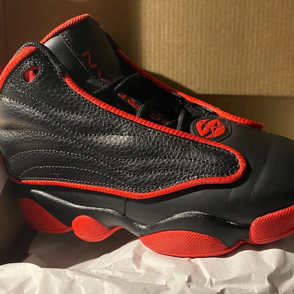 Jordan youth sneaker worn once !